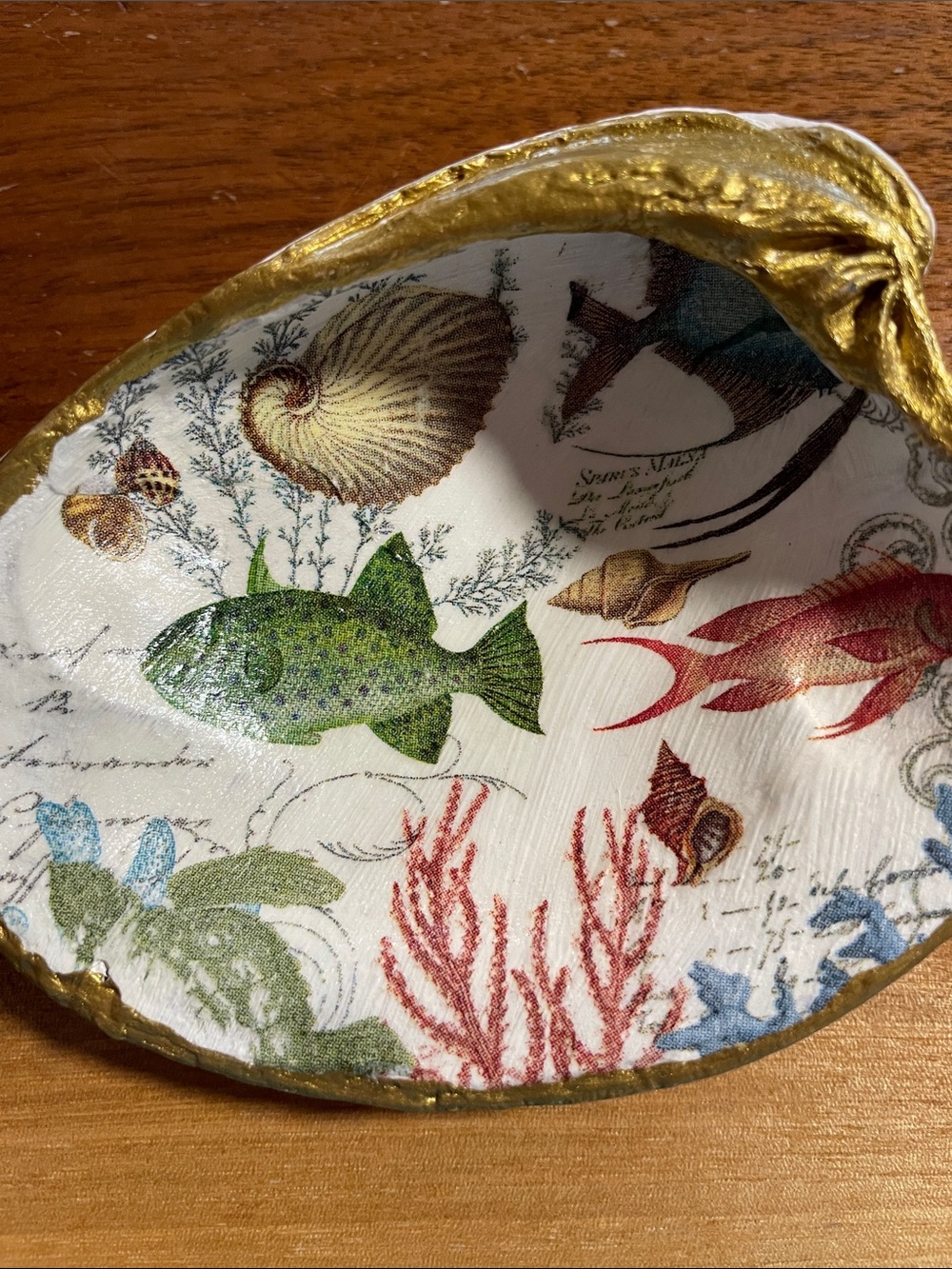 Handcrafted clam shell ring dish with ocean sea life decoupage design 🐠🌅⚓️🪸🐚
